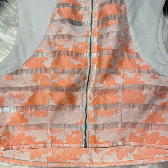 NWT Bebe sleeveless crop top - Picture 5 of 5